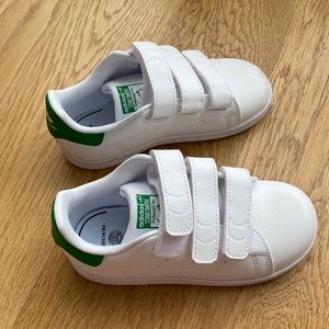 Adidas Stan Smith toddler sz 9.5